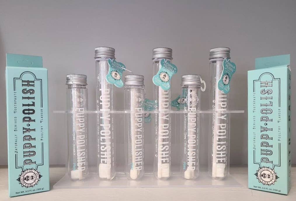 FUREIA FUREIABRAND FUREIAPRODUCT SCHIUMA ZAMPE SHAMPOONATURALE CANE DENTIFRICIONATURALE LAVANDA BERGAMOTTO ZAMPEEPELO PELO