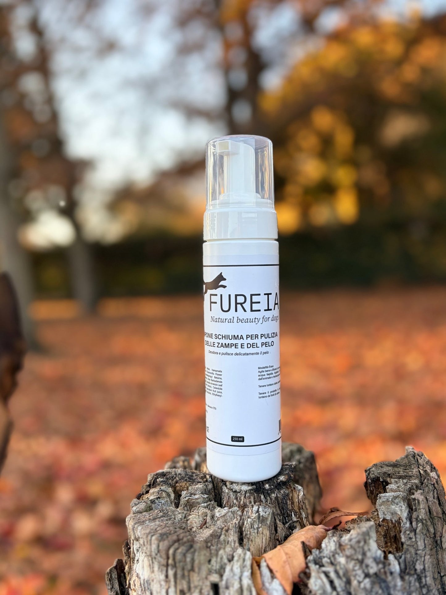 FUREIA FUREIABRAND FUREIAPRODUCT SCHIUMA ZAMPE SHAMPOONATURALE CANE DENTIFRICIONATURALE LAVANDA BERGAMOTTO ZAMPEEPELO PELO