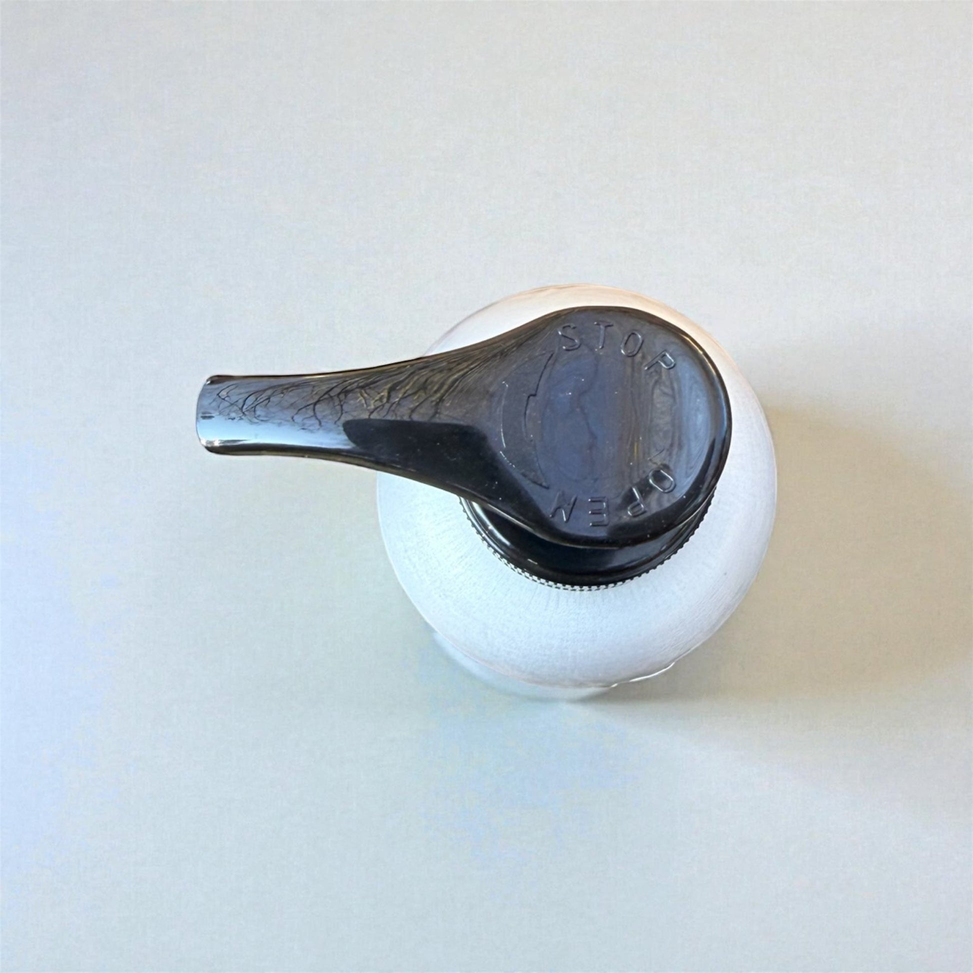 FUREIA FUREIABRAND FUREIAPRODUCT SCHIUMA ZAMPE SHAMPOONATURALE CANE DENTIFRICIONATURALE LAVANDA BERGAMOTTO ZAMPEEPELO PELO