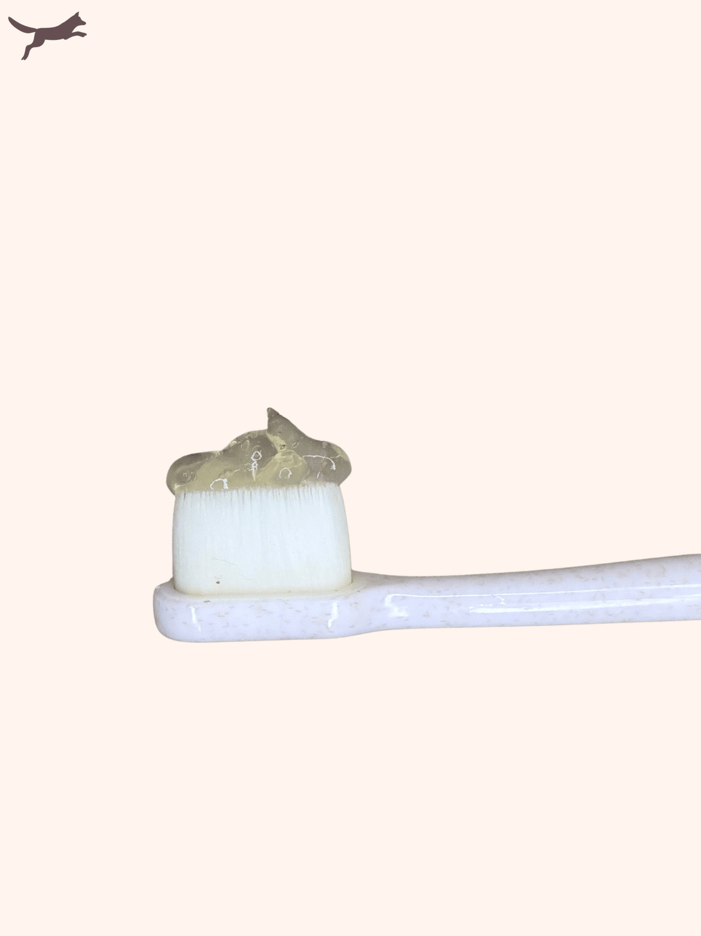 FUREIA FUREIABRAND FUREIAPRODUCT SCHIUMA ZAMPE SHAMPOONATURALE CANE DENTIFRICIONATURALE LAVANDA BERGAMOTTO ZAMPEEPELO PELO